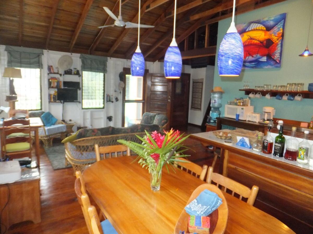 The Bottle Tree House Villa Caye Caulker Ngoại thất bức ảnh